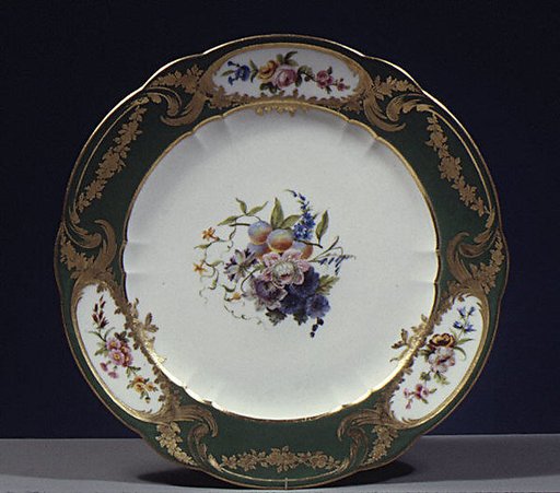 Plate (assiette à palmes) (1 of 102) (part of a service)