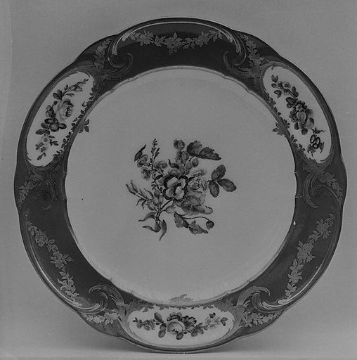 Plate (assiette à palmes) (1 of 102) (part of a service)