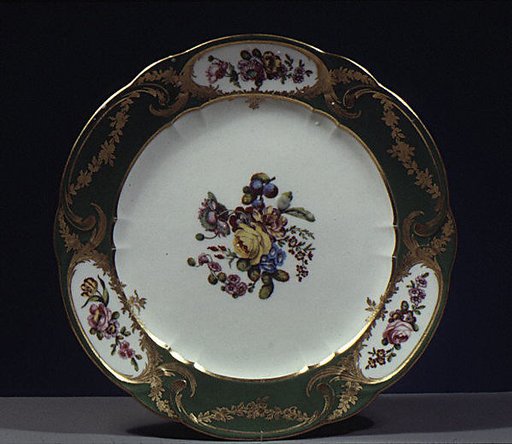 Plate (assiette à palmes) (1 of 102) (part of a service)