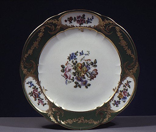 Plate (assiette à palmes) (1 of 102) (part of a service)
