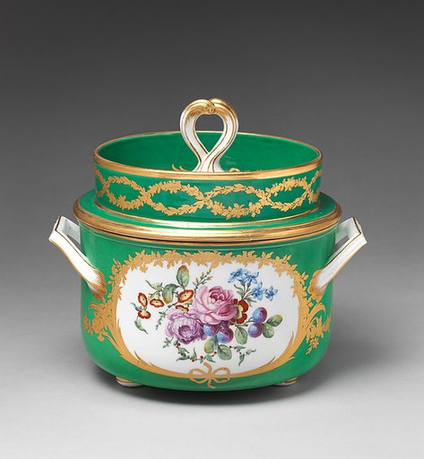 Ice pail with cover (Seau à glace) (part of a service)