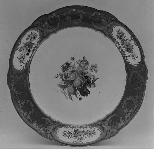 Plate (part of a service)