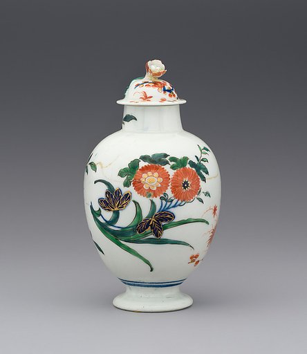 Tea caddy with cover (part of a service)