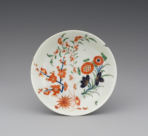 Saucer (part of a service)