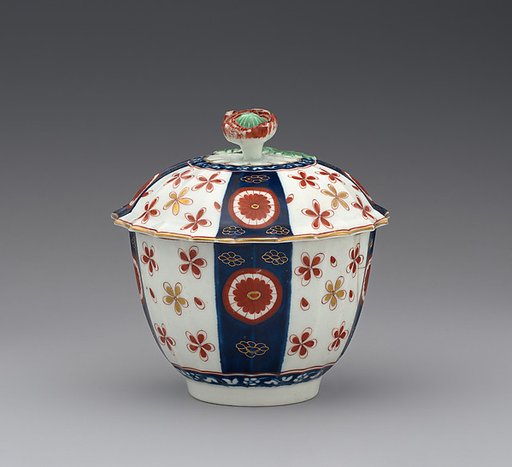 Sugar bowl with cover (part of a service)