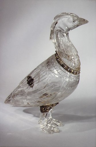 Vessel in the form of a bird