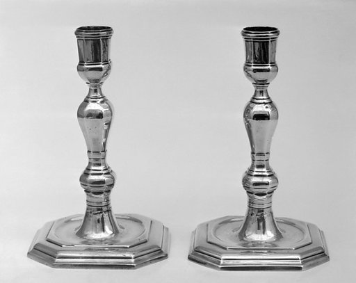 Pair of candlesticks