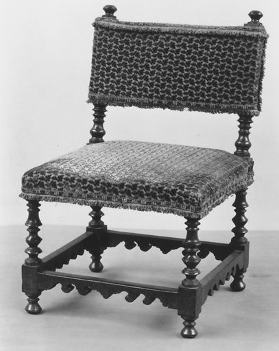 Child's side chair
