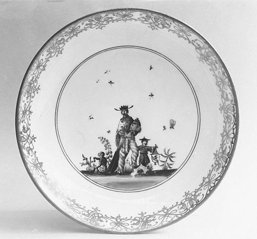 Saucer (part of a set)