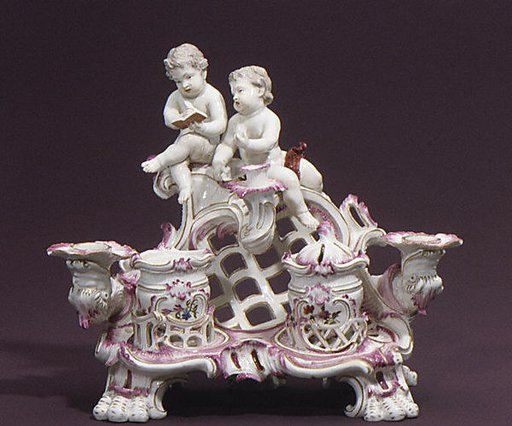 Inkstand