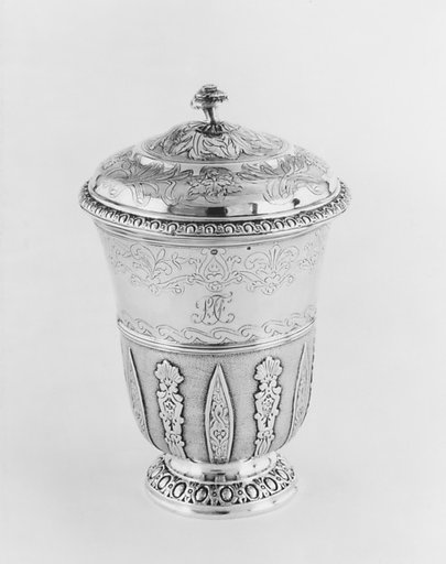 Beaker with cover