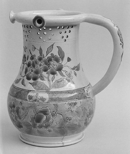 Puzzle jug