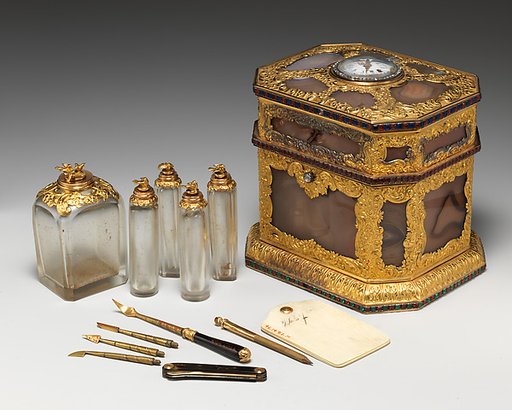 Nécessaire and watch