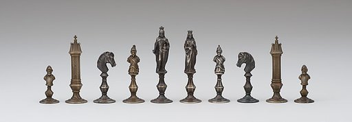 Crusaders and Ottomans Chessmen (32)