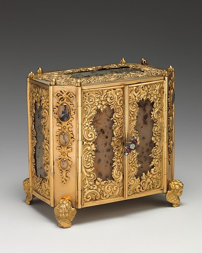 Miniature cabinet