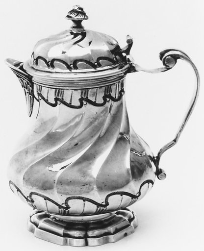 Mustard pot