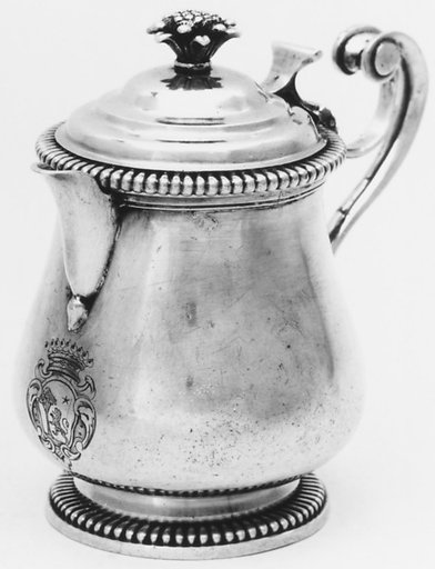 Mustard pot
