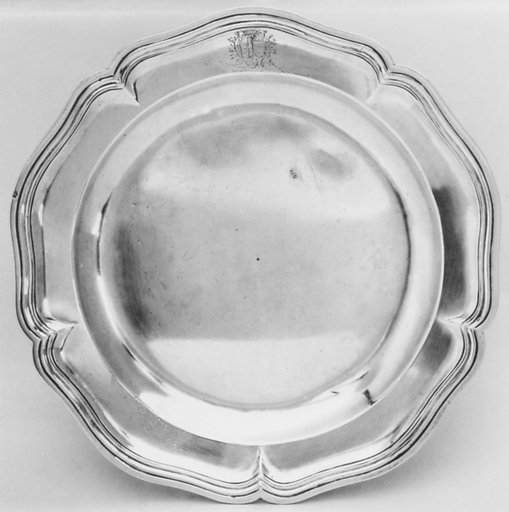 Plate (one of a pair)