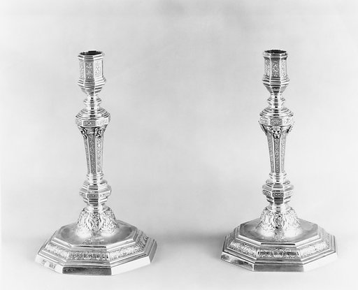 Pair of candlesticks