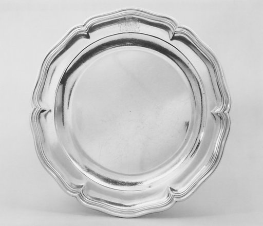 Plate with the arms of marquis Gaspard de Gueidan (1688–1767)