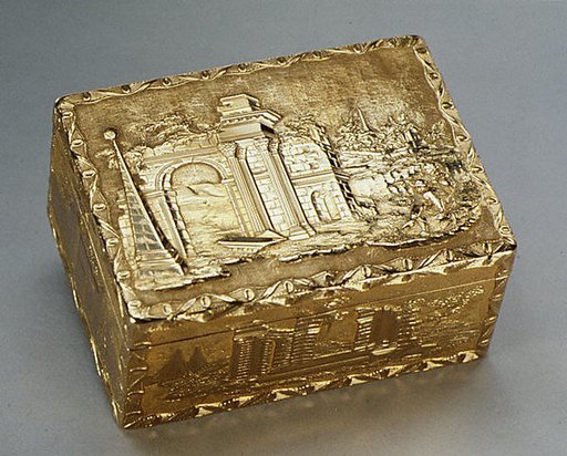 Snuffbox