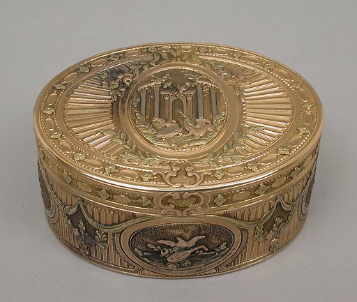 Snuffbox