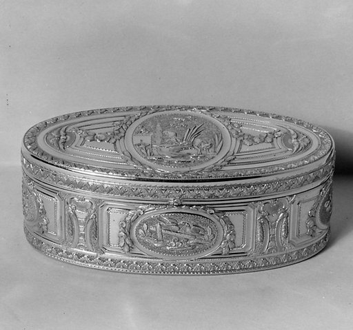 Snuffbox