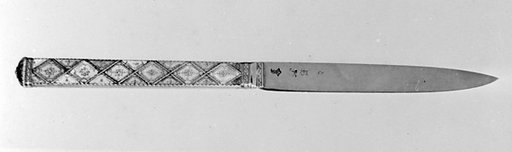 Knife