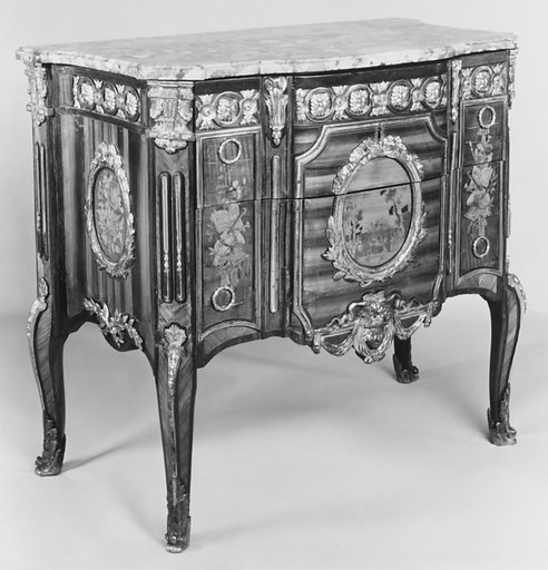 Commode
