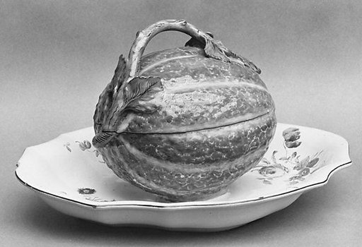Tureen with cover