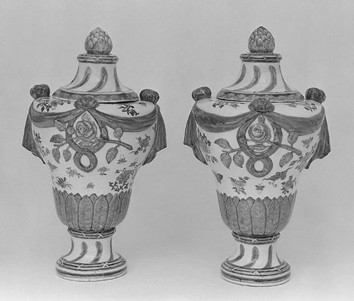 Pair of urns