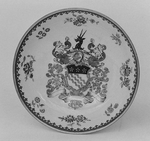 Saucer (part of a service)