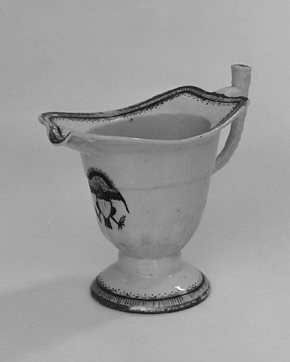 Creamer (part of a service)