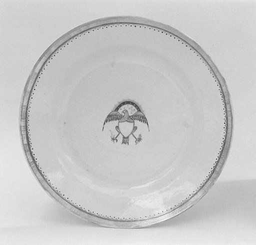Plate (part of a service)