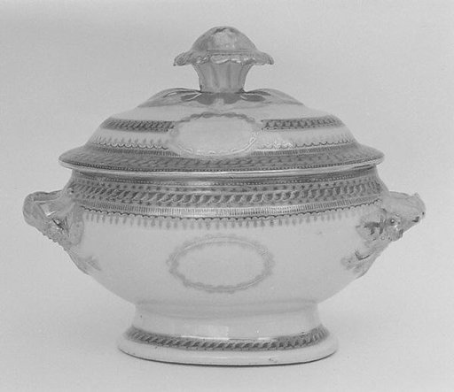 Dish with cover (part of a service)