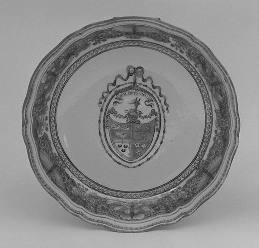 Saucer (part of a service)