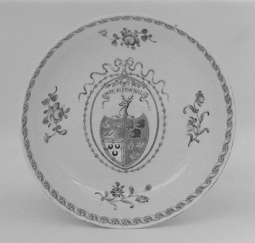 Saucer (part of a service)