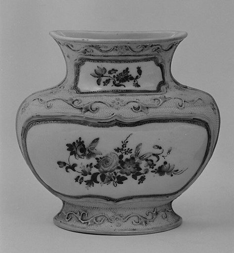 Wall vase