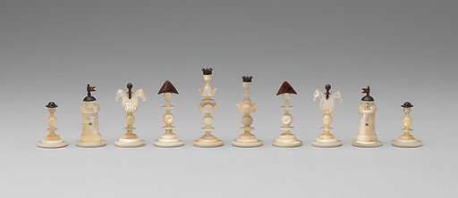 Chessmen (32) and box-board