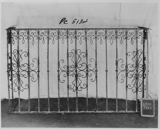 Balcony grille