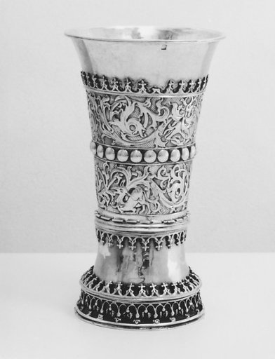 Beaker on stand