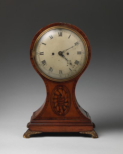 Balloon bracket clock