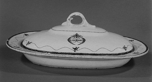 Platter with cover
