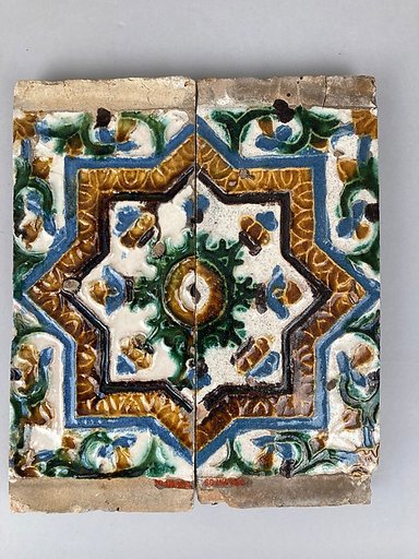 Ceiling tiles
