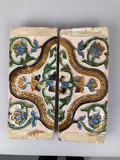 Ceiling tiles