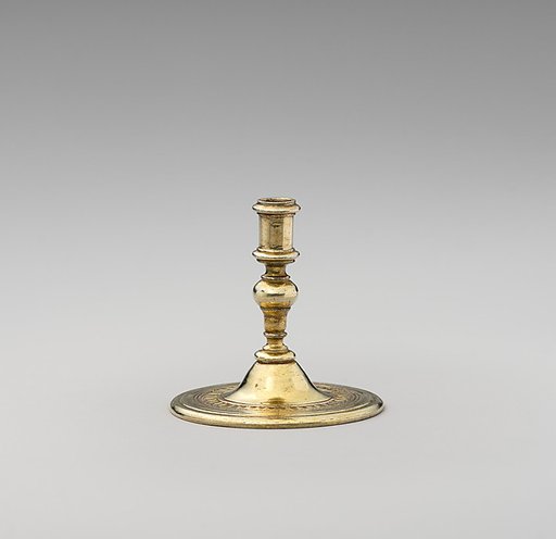 Miniature candlestick