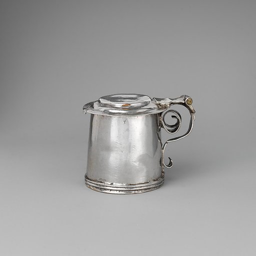 Miniature tankard