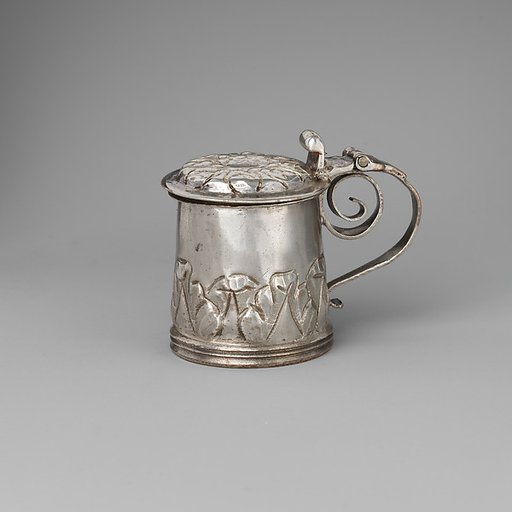 Miniature tankard