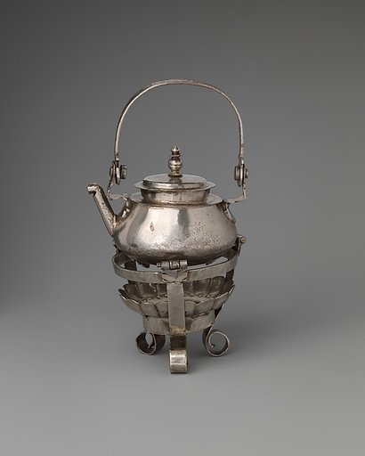 Miniature kettle with cover and brazier