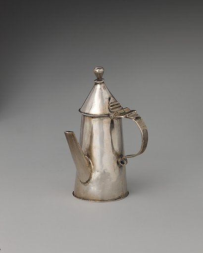 Miniature coffeepot with hinged cover